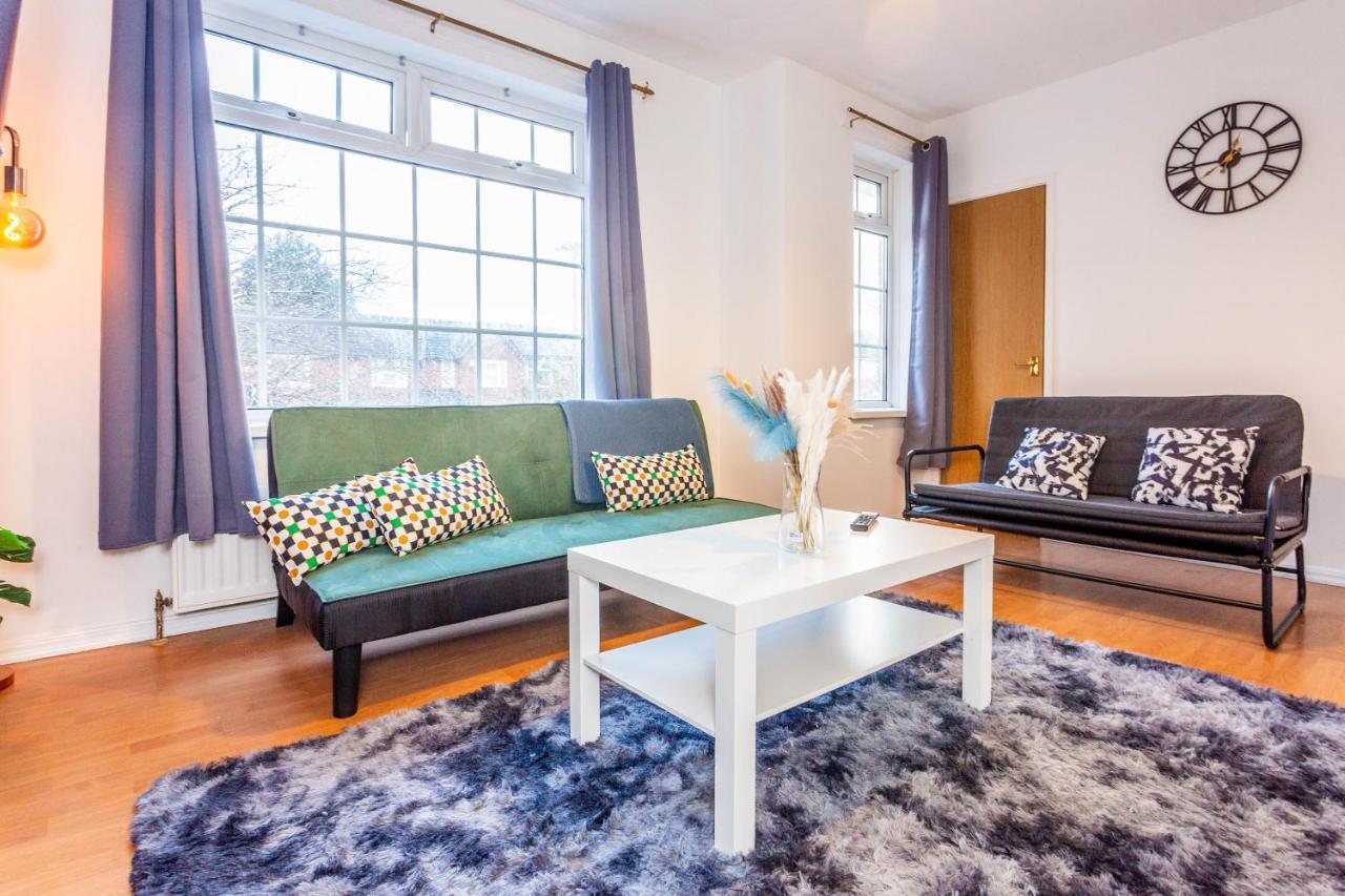 New Large 2 Bed Entire Apartment Near Newcastle Upon Tyne With Free Parking エクステリア 写真