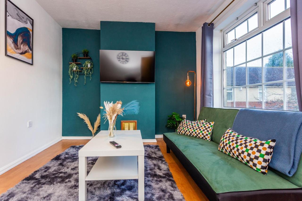 New Large 2 Bed Entire Apartment Near Newcastle Upon Tyne With Free Parking エクステリア 写真