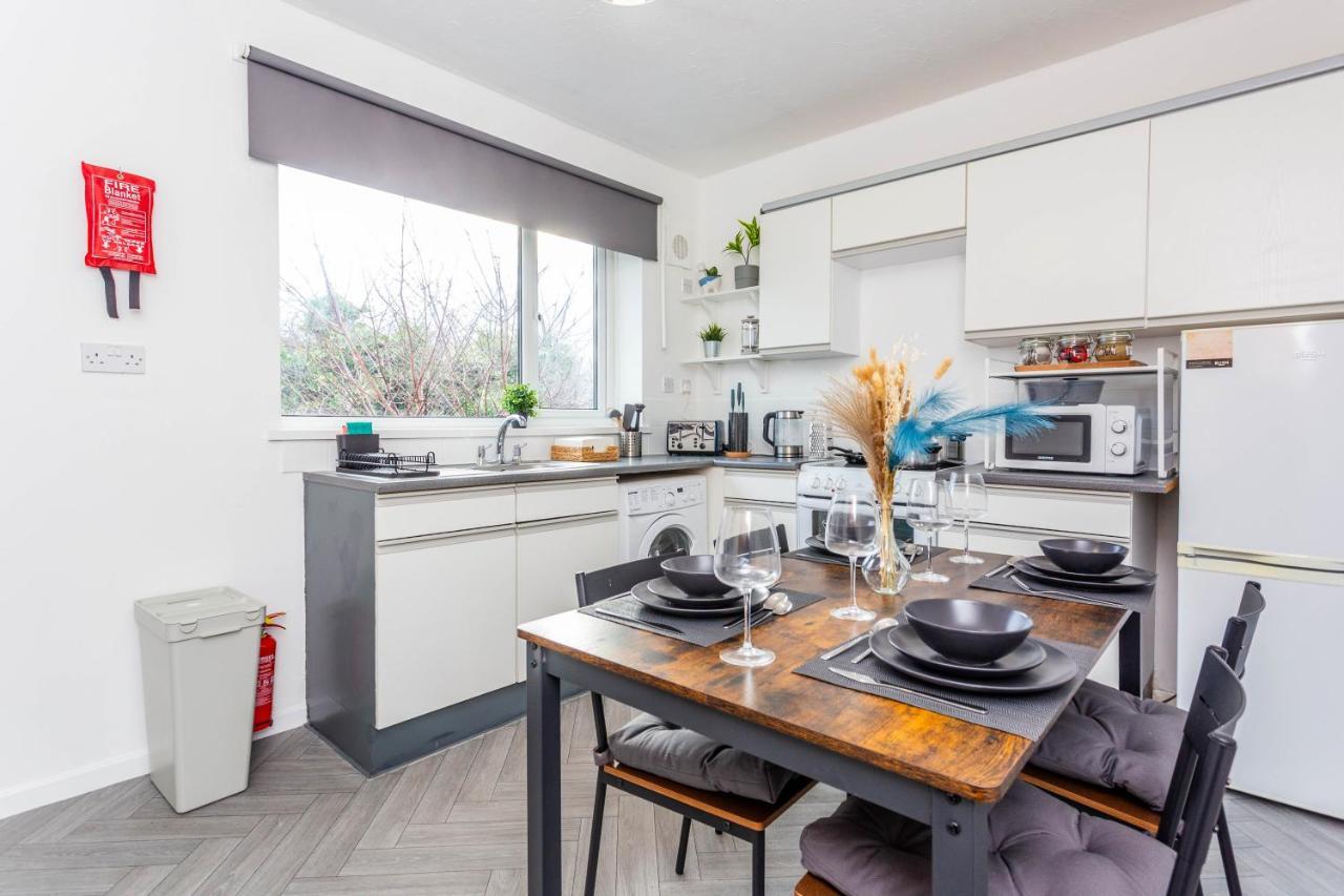 New Large 2 Bed Entire Apartment Near Newcastle Upon Tyne With Free Parking エクステリア 写真